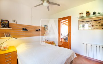 Property slide 22