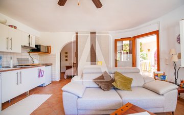 Property slide 43