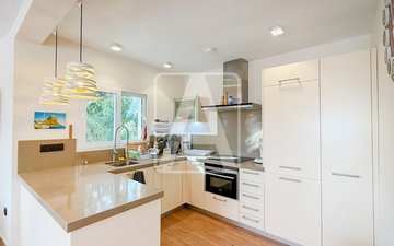 Property slide 15