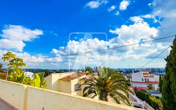 Property slide 16