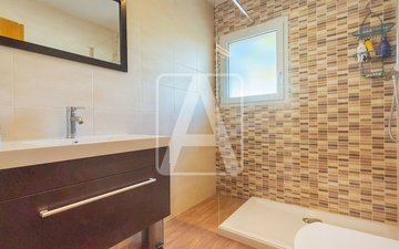 Property slide 7