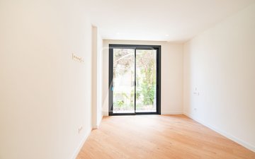 Property slide 40