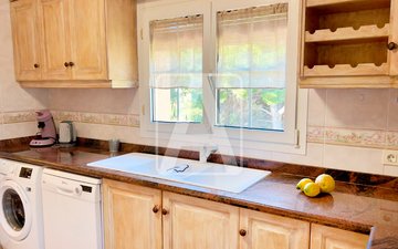Property slide 18