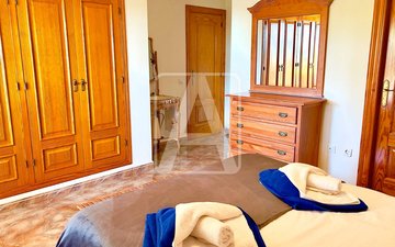 Property slide 21