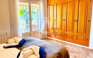 Property slide 31