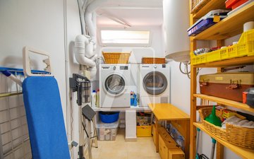 Property slide 50