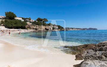 Слайд недвижимости 10