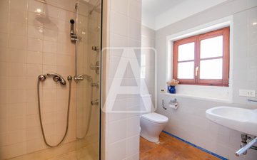 Property slide 20