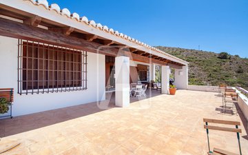 Property slide 36