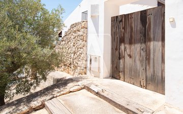 Property slide 43