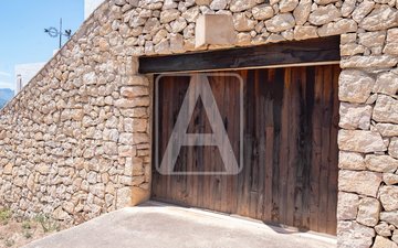 Property slide 44