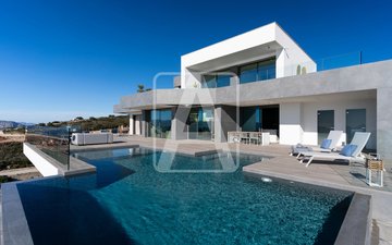 Property slide 20