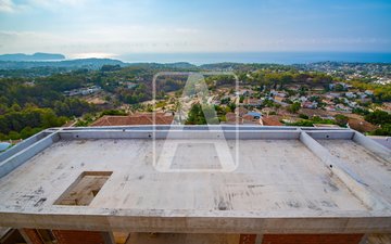 Property slide 10