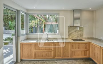 Property slide 28