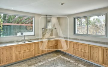 Property slide 30