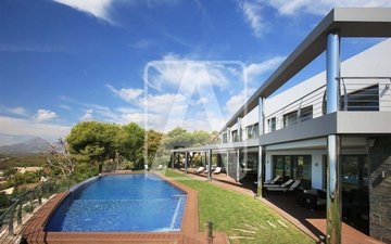 Property slide 17