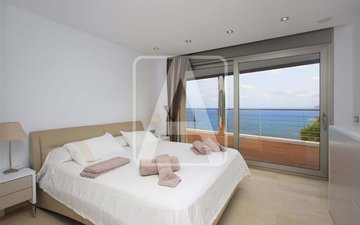 Property slide 20