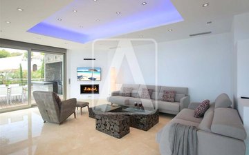 Property slide 24