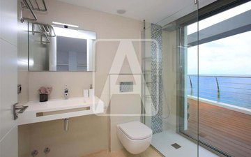 Property slide 32