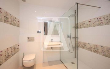 Property slide 33