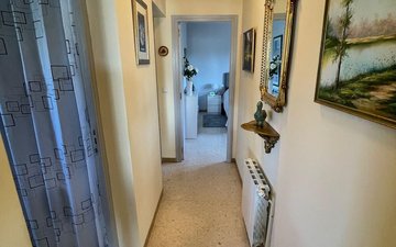 Property slide 28