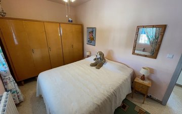 Property slide 31