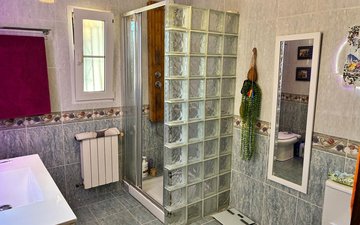 Property slide 46