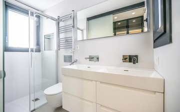 Property slide 20