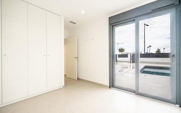 Property slide 17