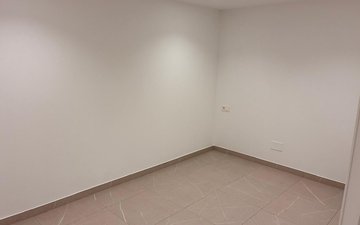 Property slide 31