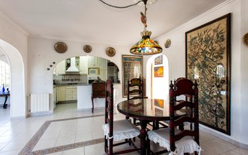 Property slide 17