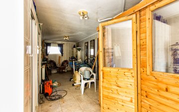 Property slide 40