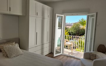 Property slide 14