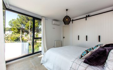 Property slide 40