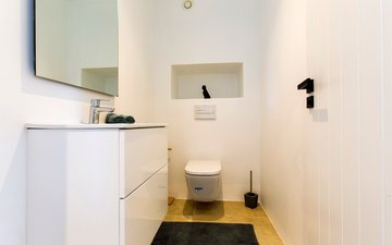 Property slide 48
