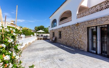 Property slide 24