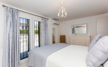 Property slide 31