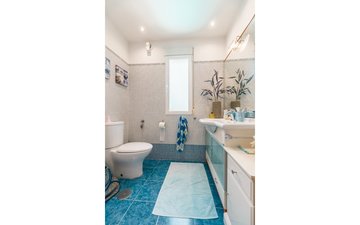 Property slide 20