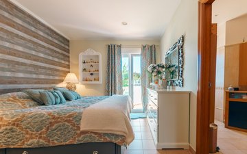 Property slide 16