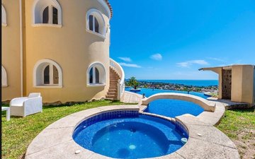 Property slide 25