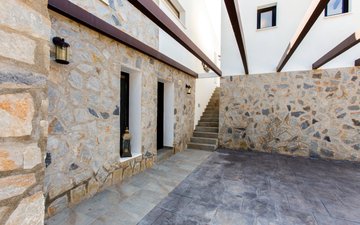 Property slide 46