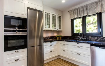 Property slide 16