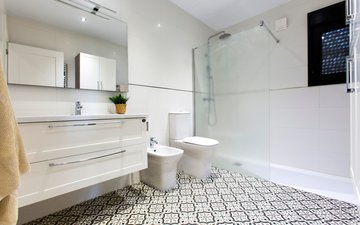 Property slide 21
