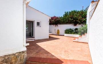 Property slide 34