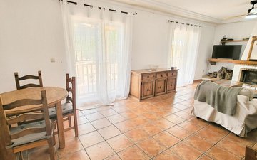 Property slide 33