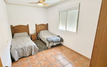 Property slide 40