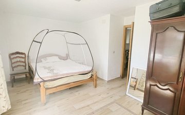 Property slide 16