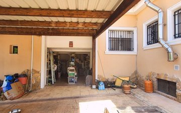Property slide 38