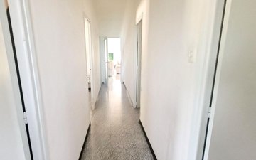 Property slide 39