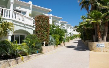 Property slide 15